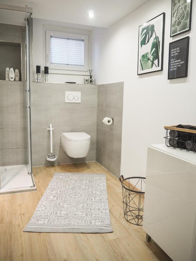 Stylische Wohnung In Ruhiger Lage, Sehr Messenah Laatzen Eksteriør bilde